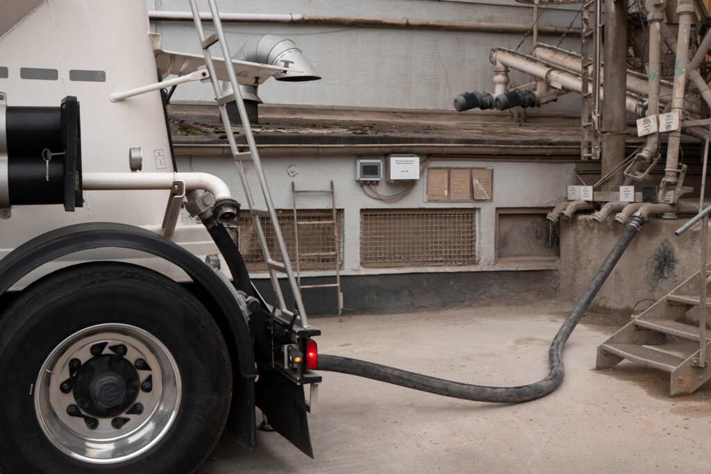 Silokipper_an_abladen